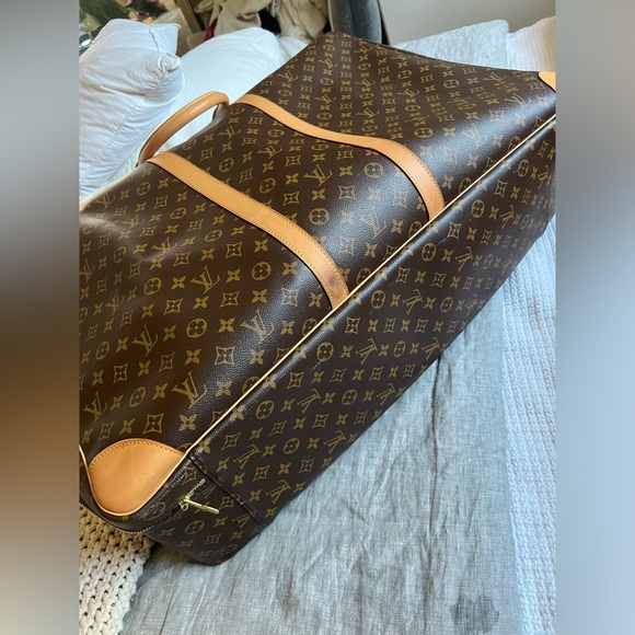 Louis Vuitton Monogram SIRIUS 70 Canvas Leather Luggage Zip Soft Suitcase - Picture 3 of 16